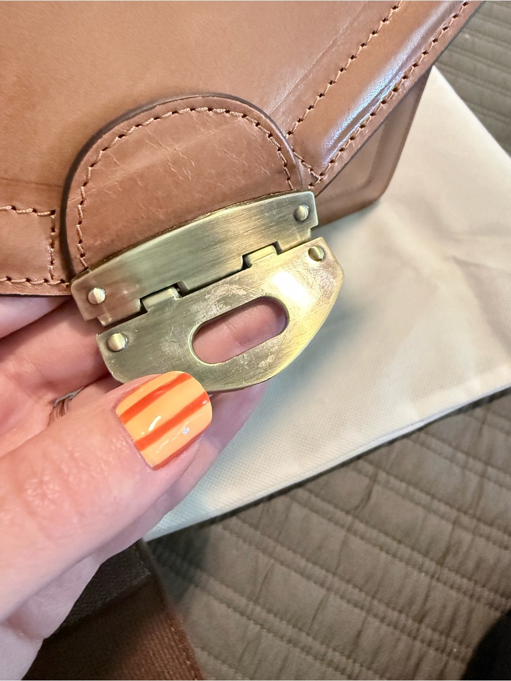 Johansen Leather Camera Bag - Picture 7 of 17